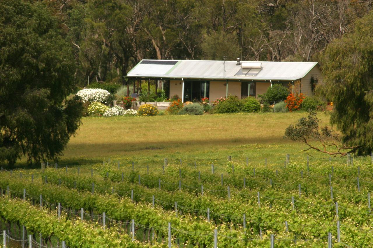 Silversprings Spa Retreat Pet Friendly Cottages And Glampings Metricup Exteriér fotografie